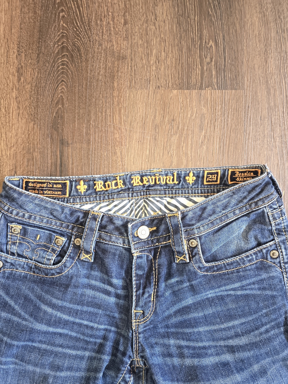 Rock Revival Women's Skinny Jeans in Medium/Dark Blue Wash - Picture 2 of 4